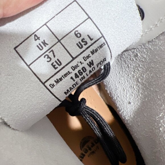 Dr. Martens 1460 Lace Up 8-Eye Combat Boots White Smooth Leather Womens US 6 - Picture 12 of 12